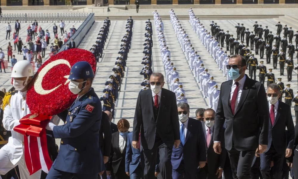 Εκτός ελέγχου ο Ερντογάν: ''Δεν δεχόμαστε απειλές στην Α. Μεσόγειο''